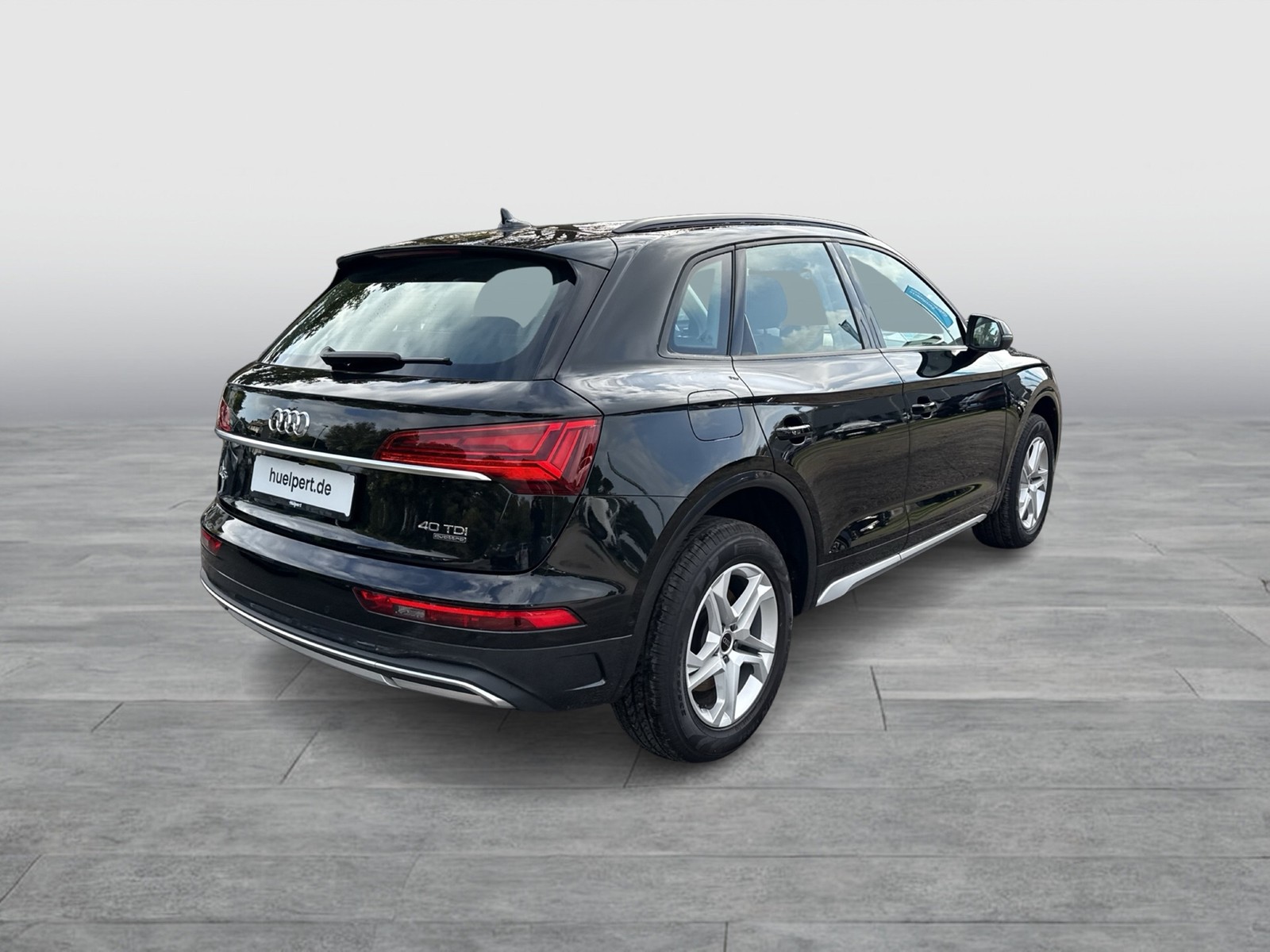 Audi Q5 40 quattro advanced AHK 360CAM ACC LM18 NAVI+