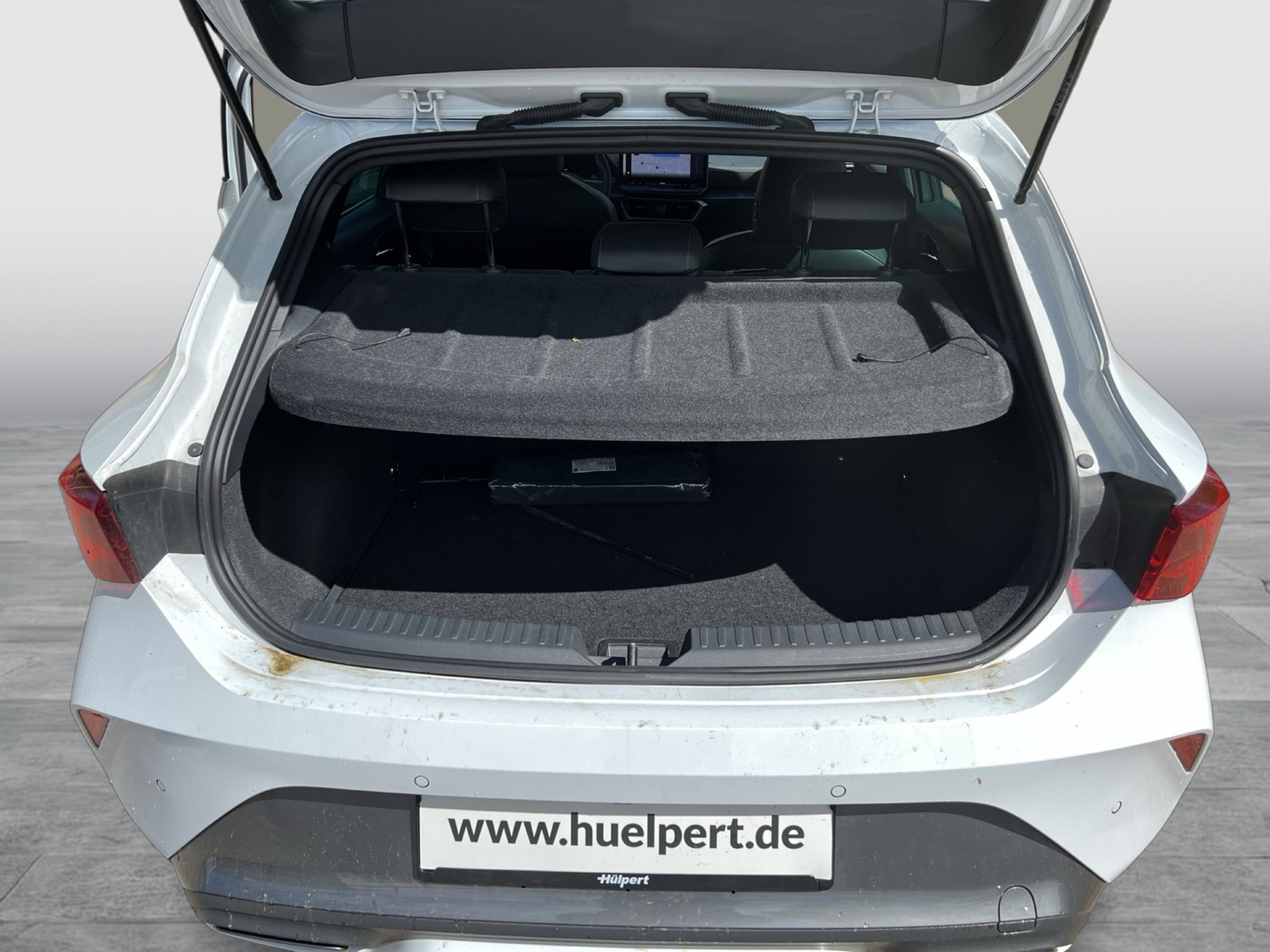 Cupra Leon 1.5 eTSI CAM ACC LM18 NAVI CARPLAY SITZHEIZ