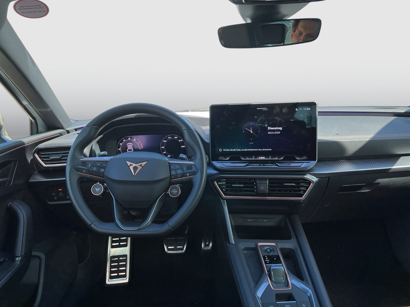 Cupra Leon 1.5 eTSI CAM ACC LM18 NAVI CARPLAY SITZHEIZ