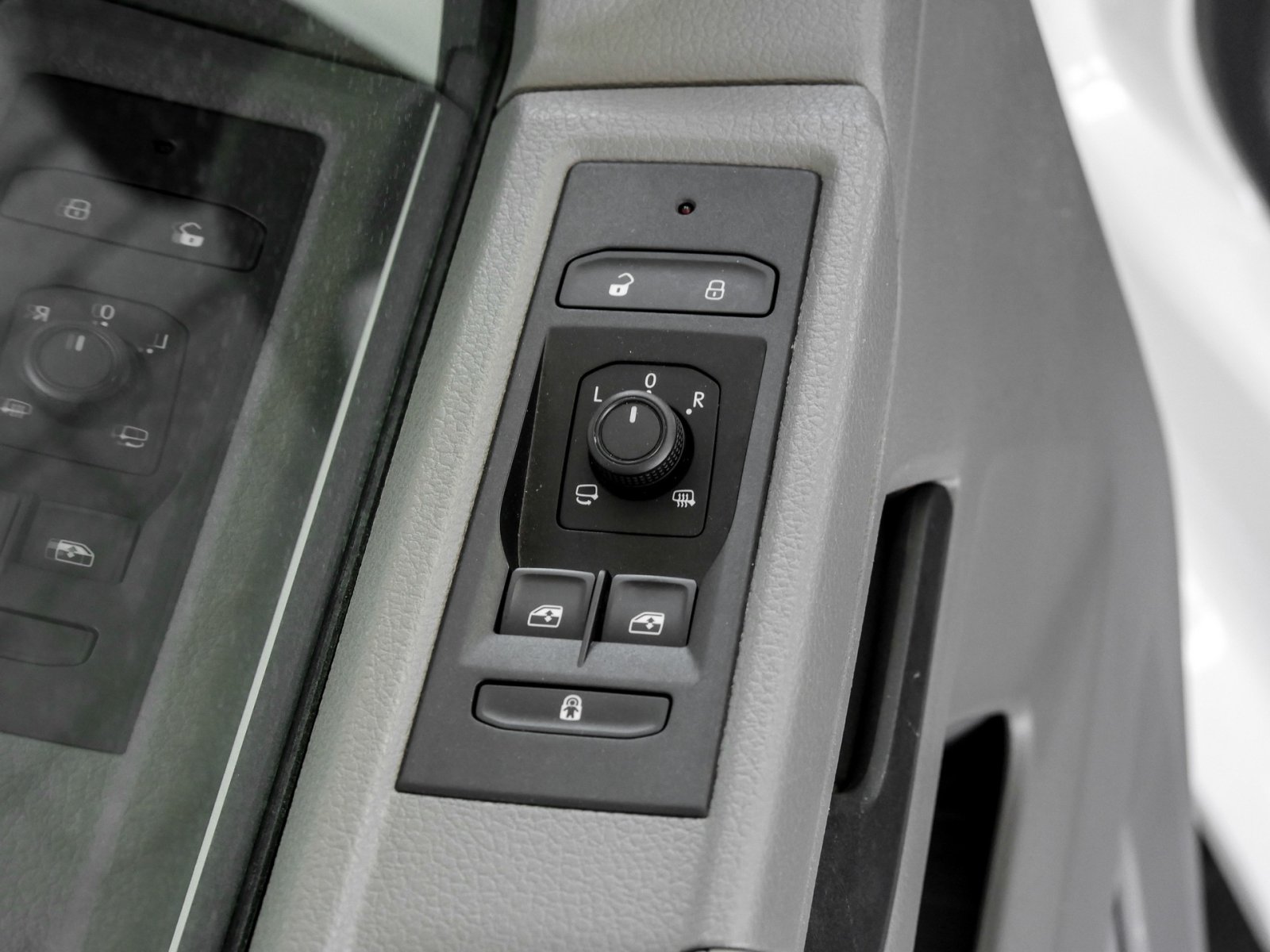 Volkswagen T6 Kombi T6.1 DSG 9-Sitzer CARPLAY KLIMA
