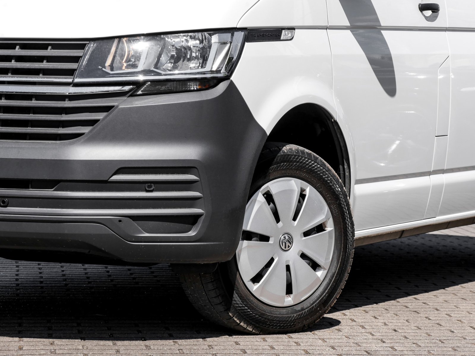 Volkswagen T6 Kombi T6.1 DSG 9-Sitzer CARPLAY KLIMA