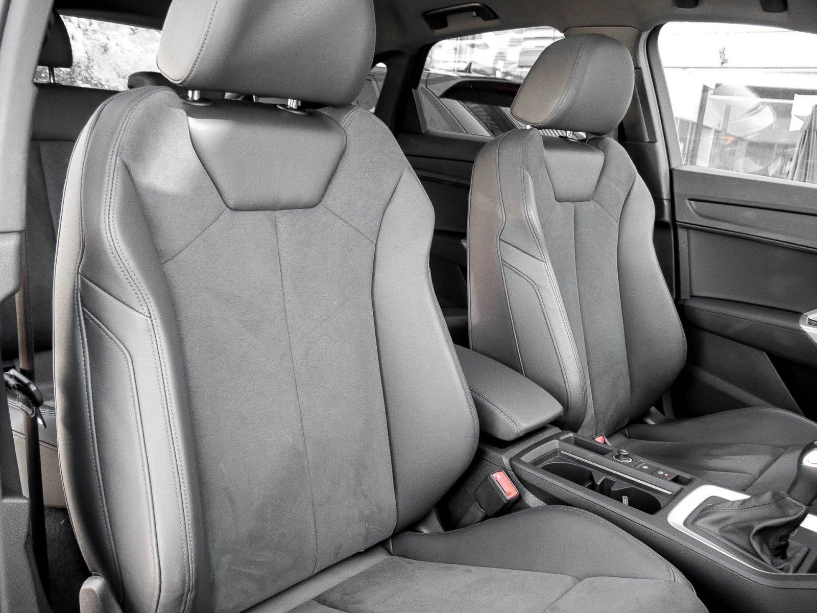 Audi Q3 Sportback 40 quattro S LINE BLACKPAK PANO AHK