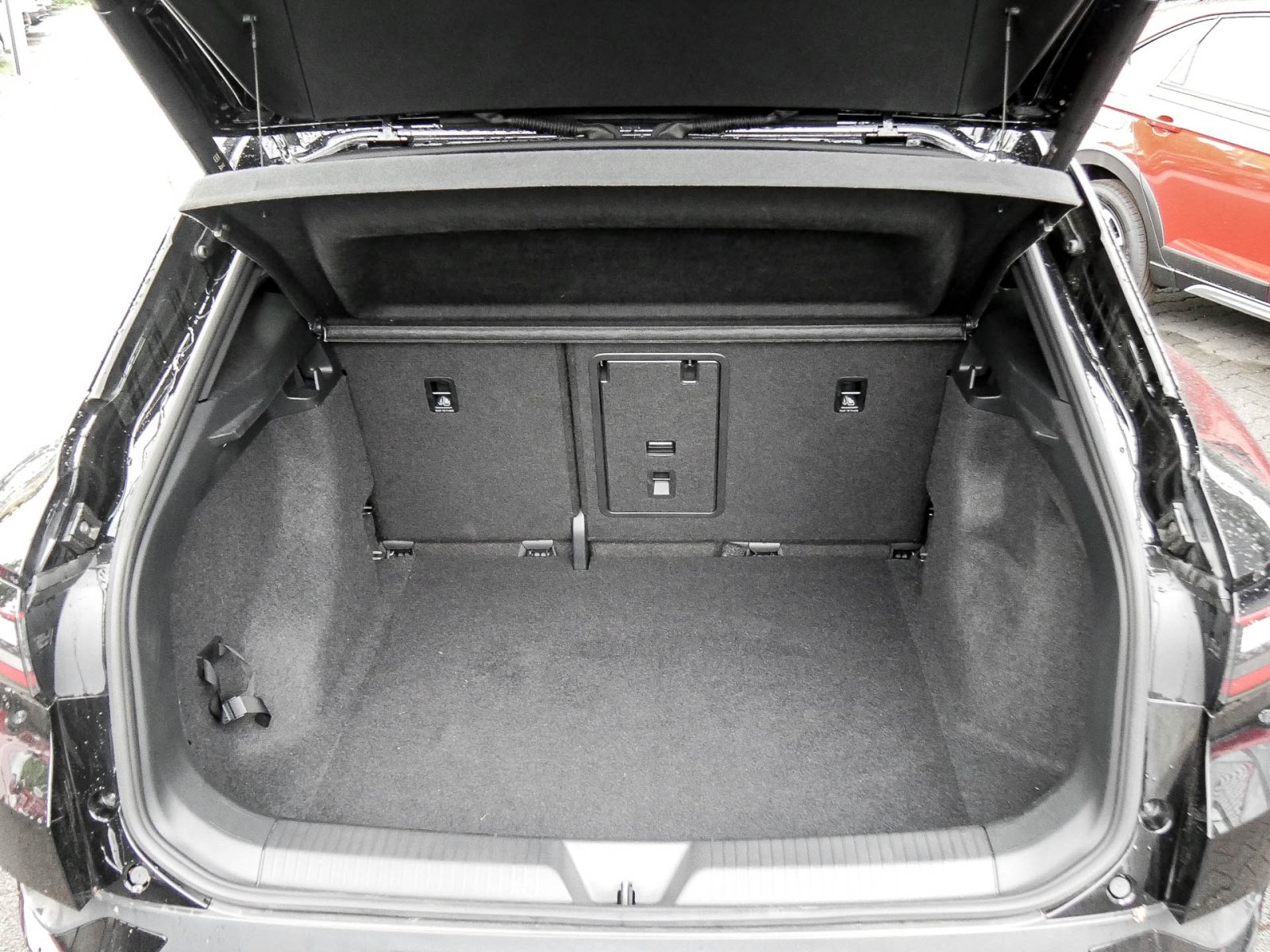 Volkswagen ID.4 Pro MOVE WÄRMEPUMPE CAM ACC LM19 E-KLAPPE