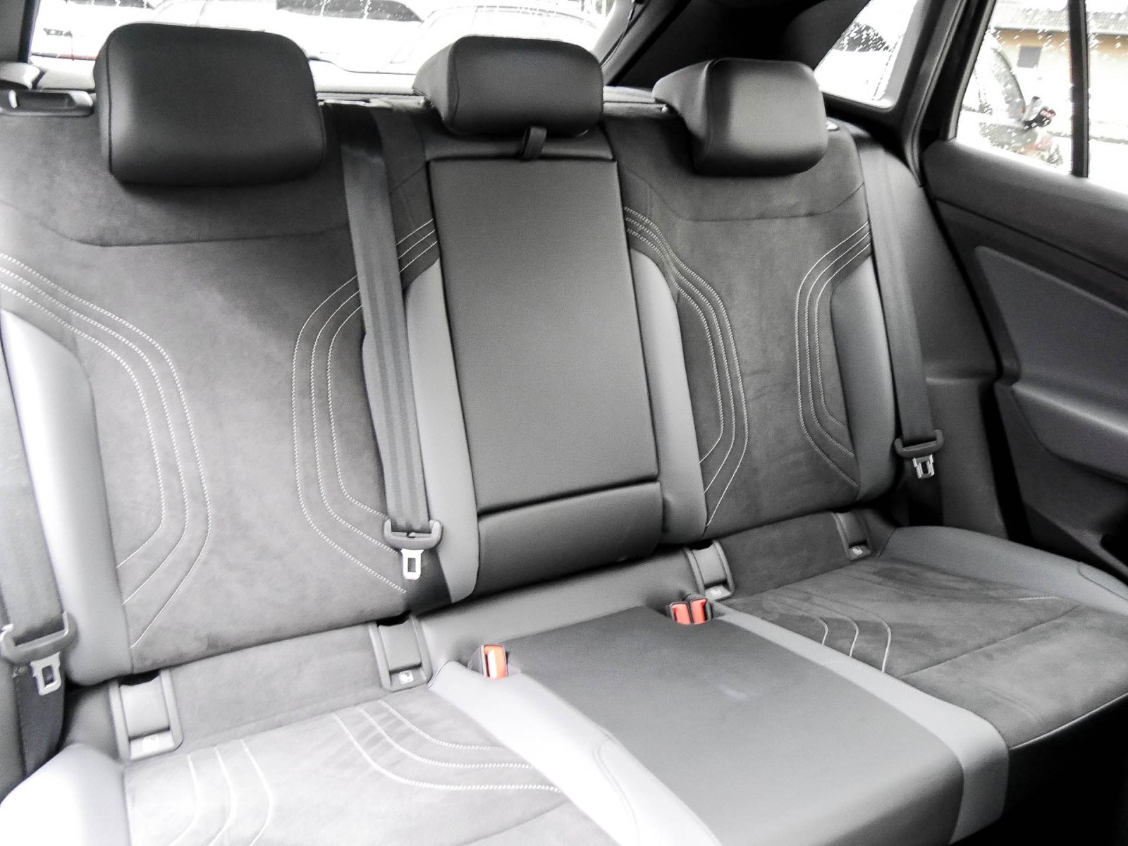 Volkswagen ID.4 Pro MOVE WÄRMEPUMPE CAM ACC LM19 E-KLAPPE