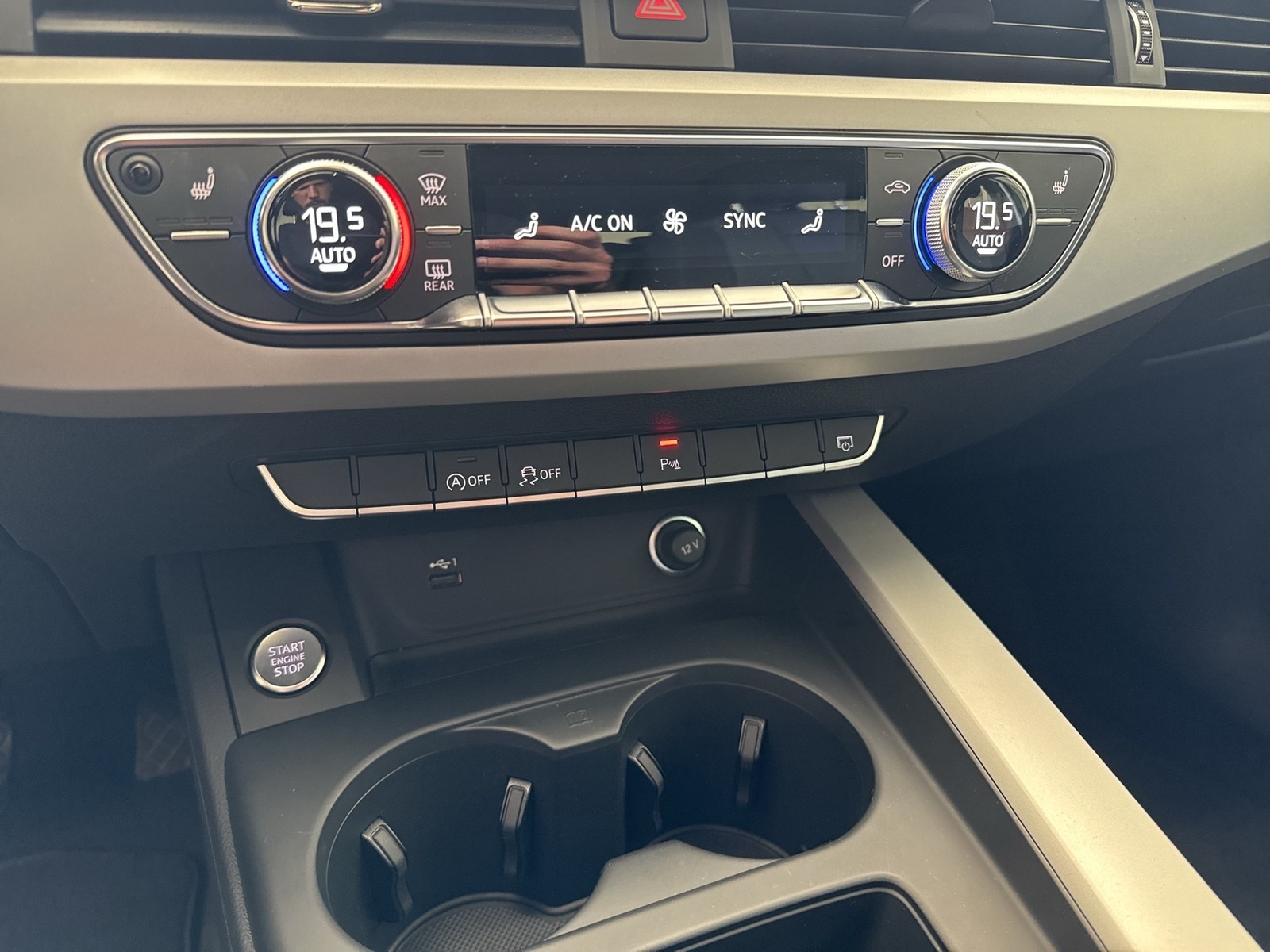 Audi A4 Avant 35 eKLAPPE NAVI+ ALU17" SITZHEIZUNG