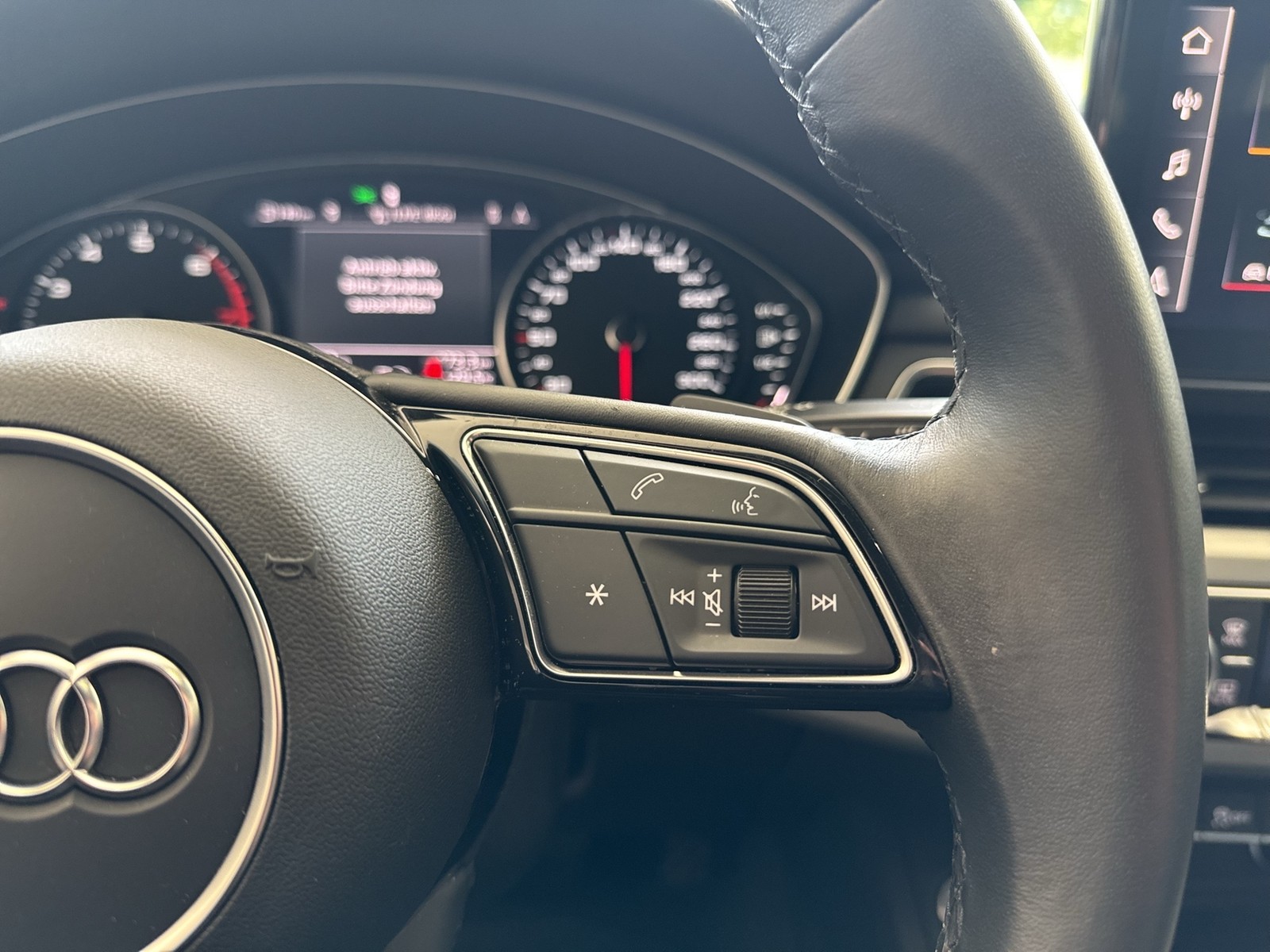 Audi A4 Avant 35 eKLAPPE NAVI+ ALU17" SITZHEIZUNG