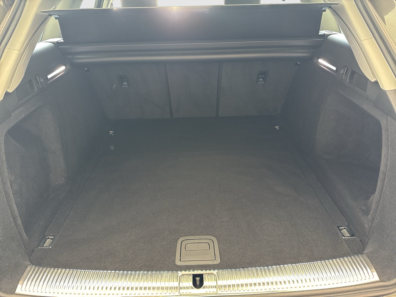 Audi A4 Avant 35 eKLAPPE NAVI+ ALU17" SITZHEIZUNG