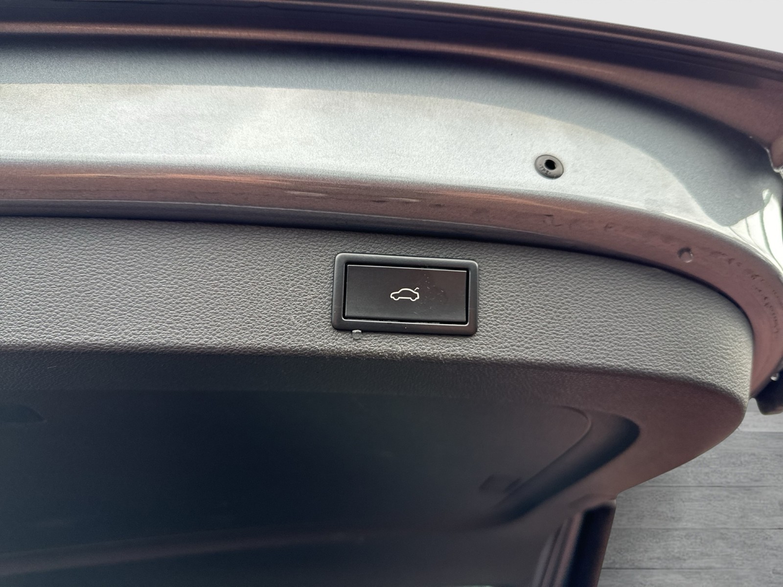 Skoda Kodiaq 1.5 SOLEIL LEDER STANDHZ AHK KAMERA ALU19"