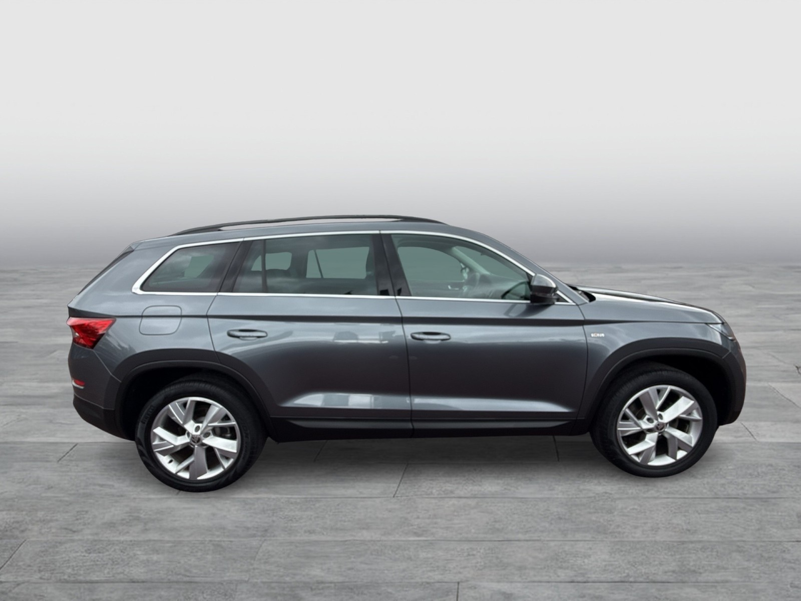 Skoda Kodiaq 1.5 SOLEIL LEDER STANDHZ AHK KAMERA ALU19"