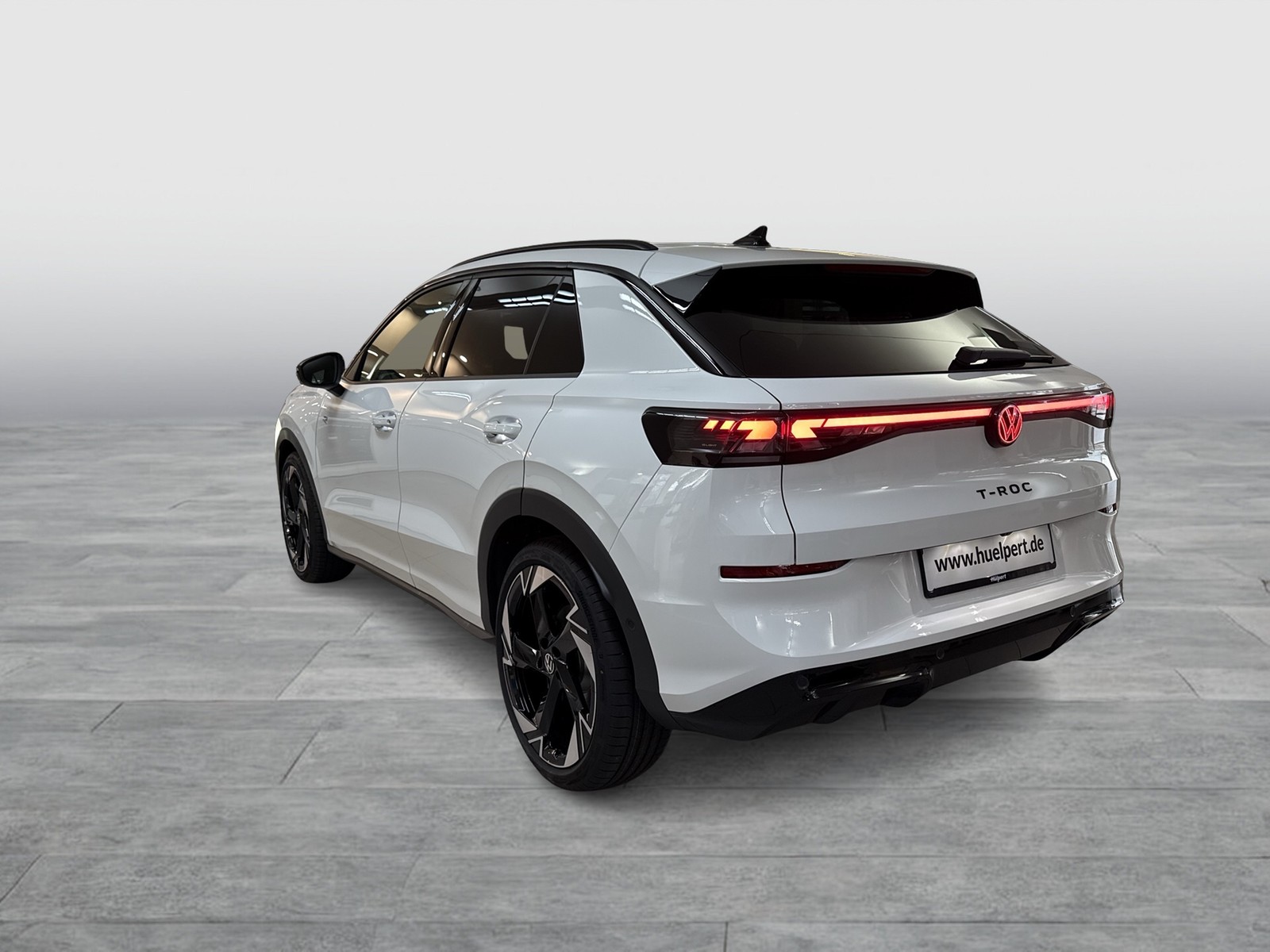 Volkswagen T-Roc 1.5 R-LINE DSG NEUESMODELL BLACKSTYLE LM20