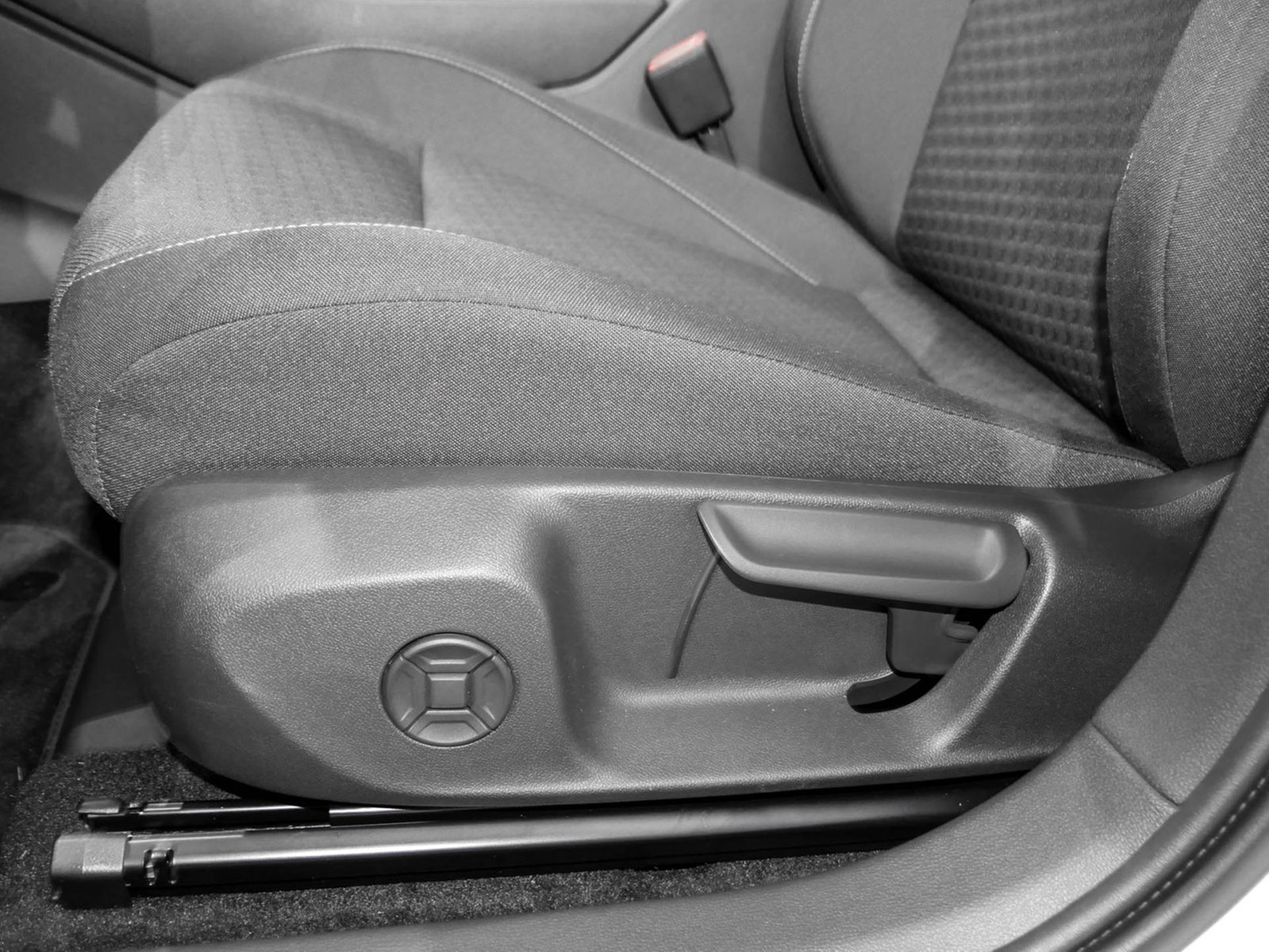 Volkswagen T-Roc 1.5 LIFE DSG NEUESMODELL