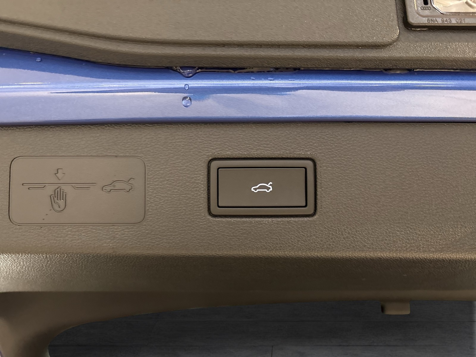 Volkswagen T-Roc 1.5 R-LINE DSG NEUESMODELL BLACKSTYLE LM20