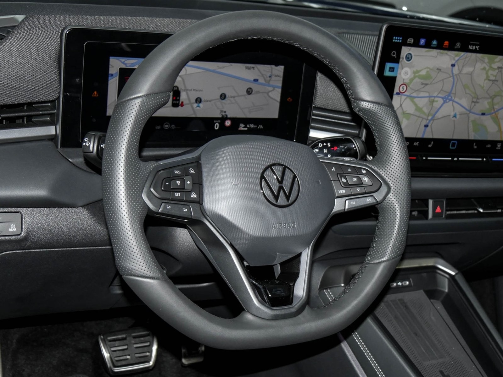 Volkswagen T-Roc 1.5 R-LINE DSG NEUESMODELL BLACKSTYLE LM20