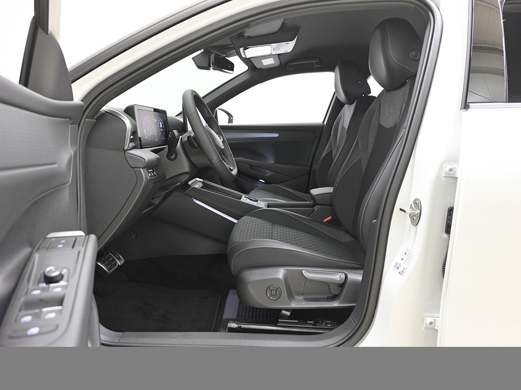 Volkswagen T-Roc 1.5 R-LINE DSG NEUESMODELL BLACKSTYLE LM20