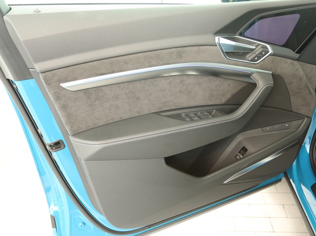 Audi e-tron S quattro BLACKPAK PANO 360°CAM ACC LM21