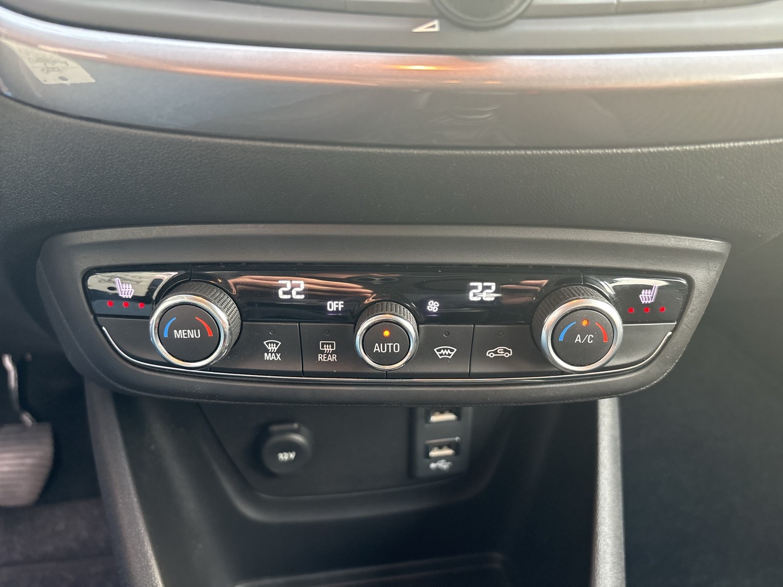 Opel Crossland (X) 1.2 INNOVATION AHK NAVI ALU SITZHEIZ.