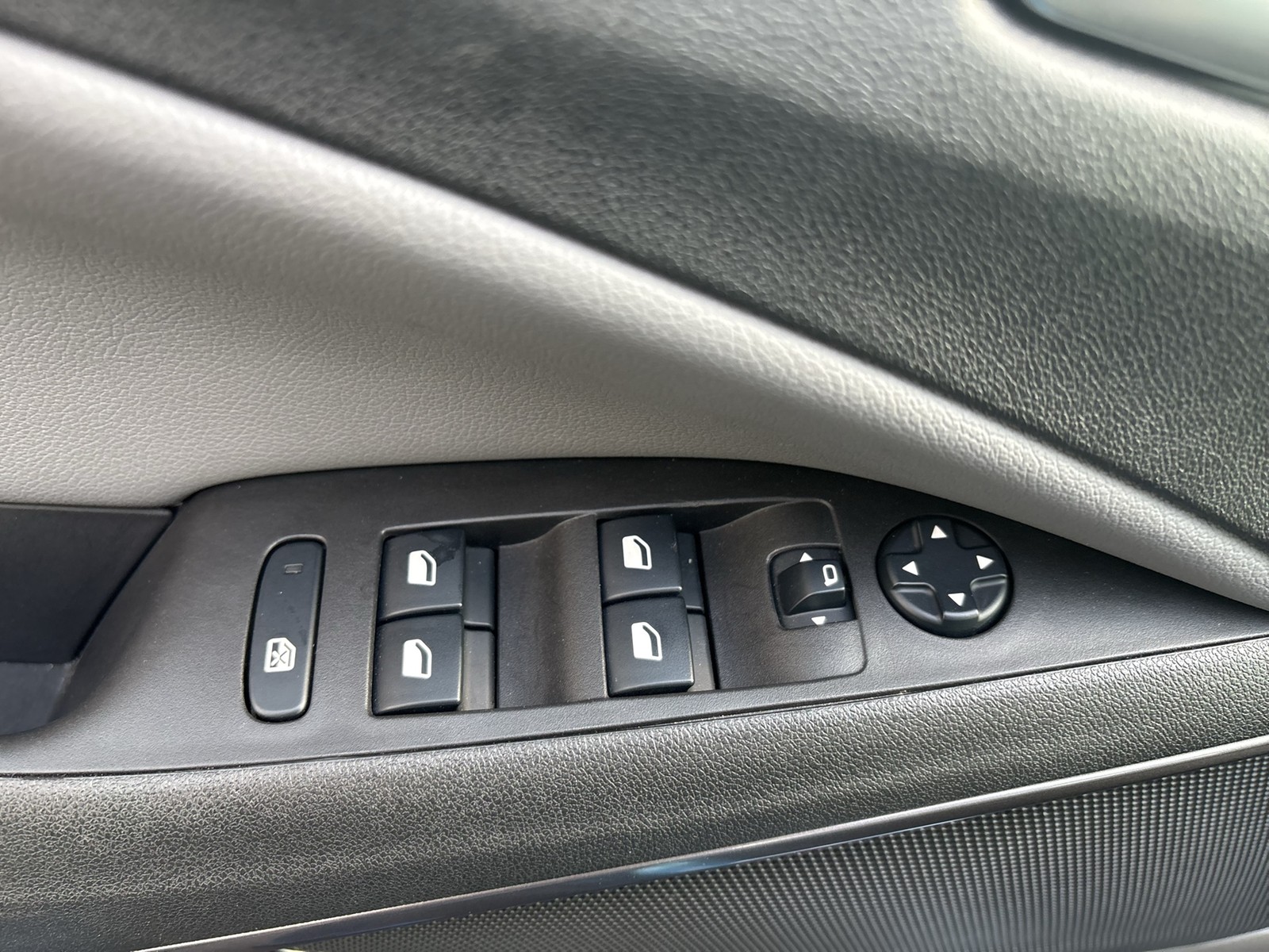 Opel Crossland (X) 1.2 INNOVATION AHK NAVI ALU SITZHEIZ.