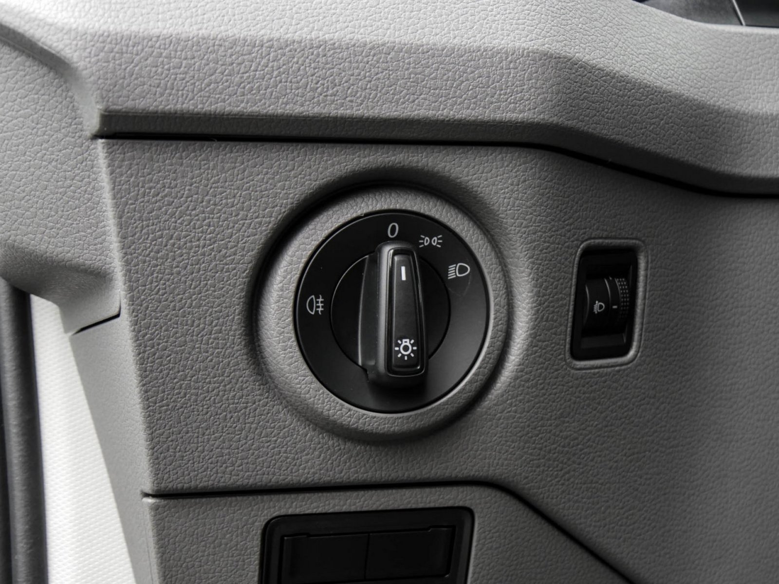 Volkswagen Crafter Kasten 35 2.0 MR CAM CARPLAY DAB+ KLIMA