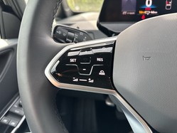 Volkswagen ID.3 Pure WÄRMEPUMPE CAM ACC LM18 NAVI CARPLAY