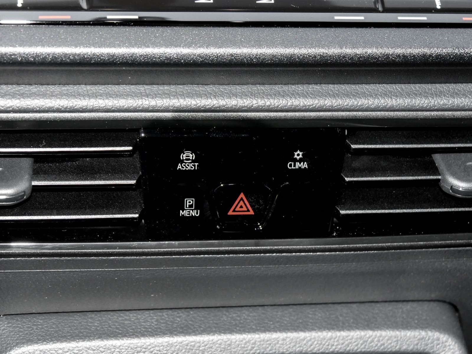 Volkswagen Caddy Maxi 2.0 Cargo AHK NAVI LED EINPARKHILFE