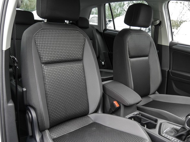 Volkswagen Tiguan 1.5 ACTIVE KAMERA ACC ALU18 NAVI