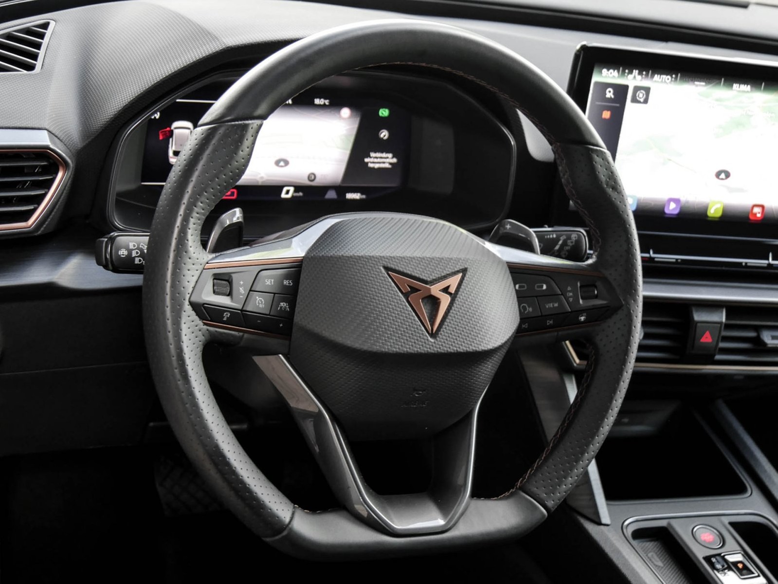 Cupra Leon ST 2.0 CAM ACC LM18 E-KLAPPE NAVI CARPLAY