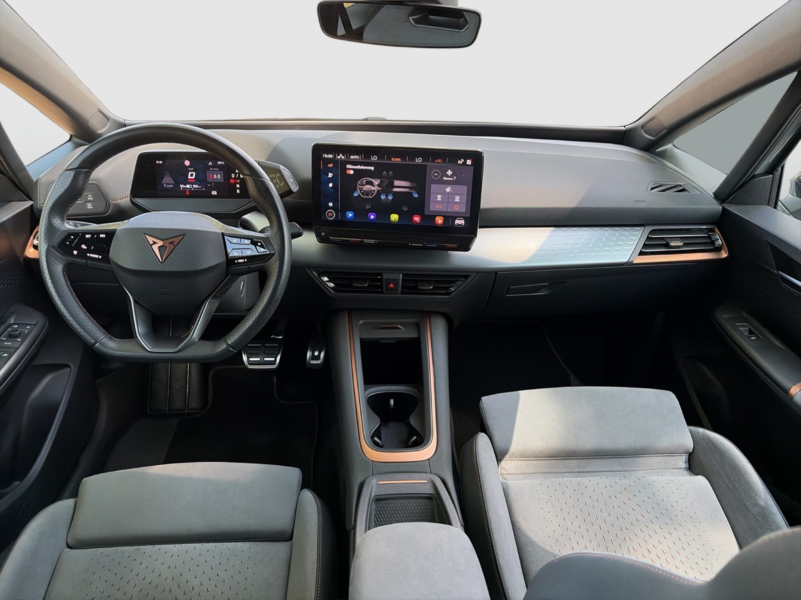 Cupra Born EDITION DYNAMIC CAM ACC LM19 NAVI SITZHEIZ.