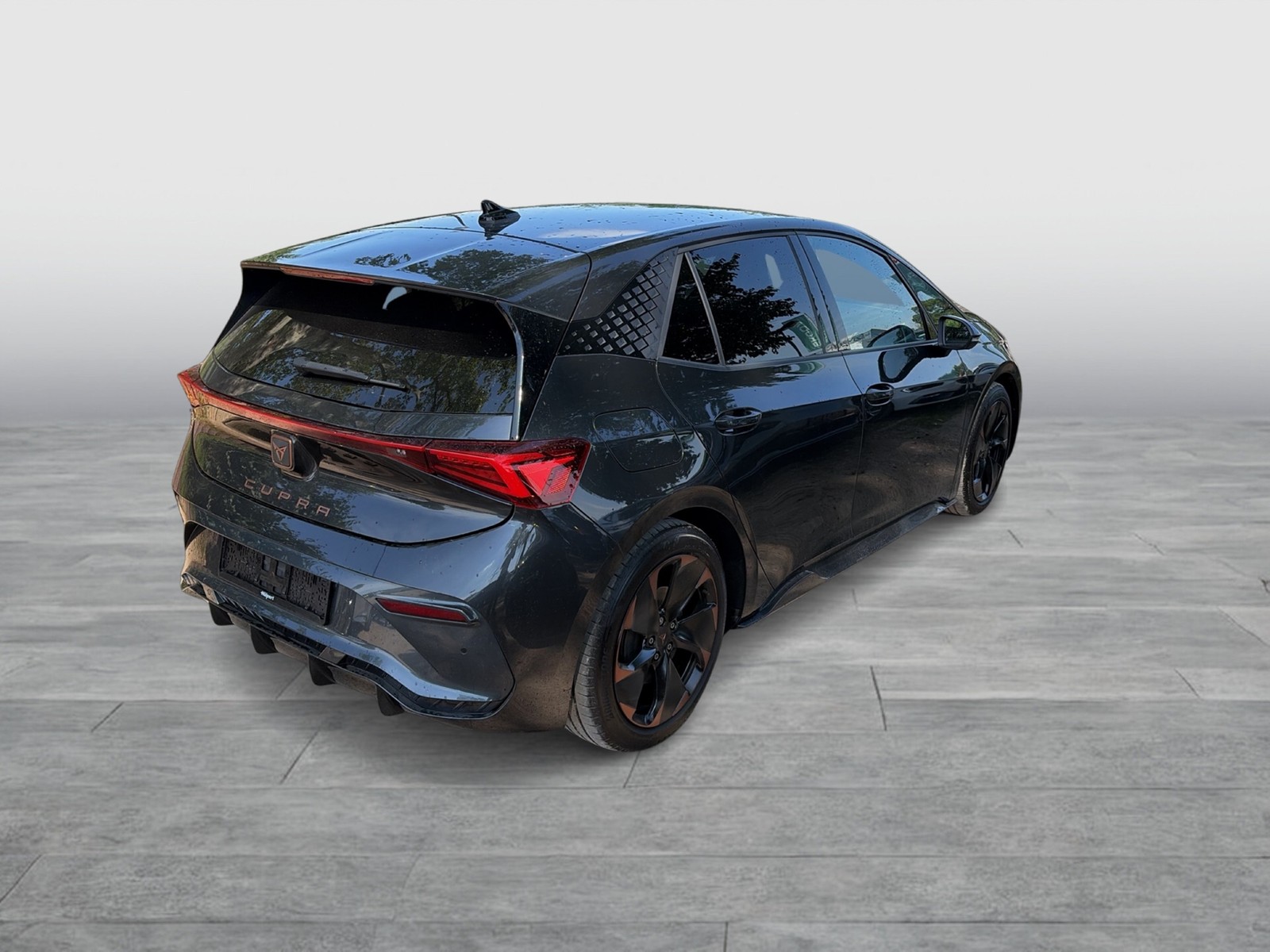 Cupra Born EDITION DYNAMIC CAM ACC LM19 NAVI SITZHEIZ.