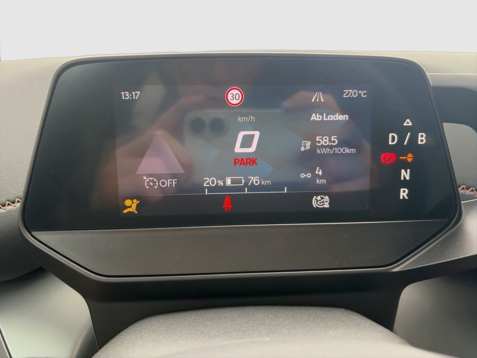 Cupra Born EDITION DYNAMIC CAM ACC LM19 NAVI SITZHEIZ.