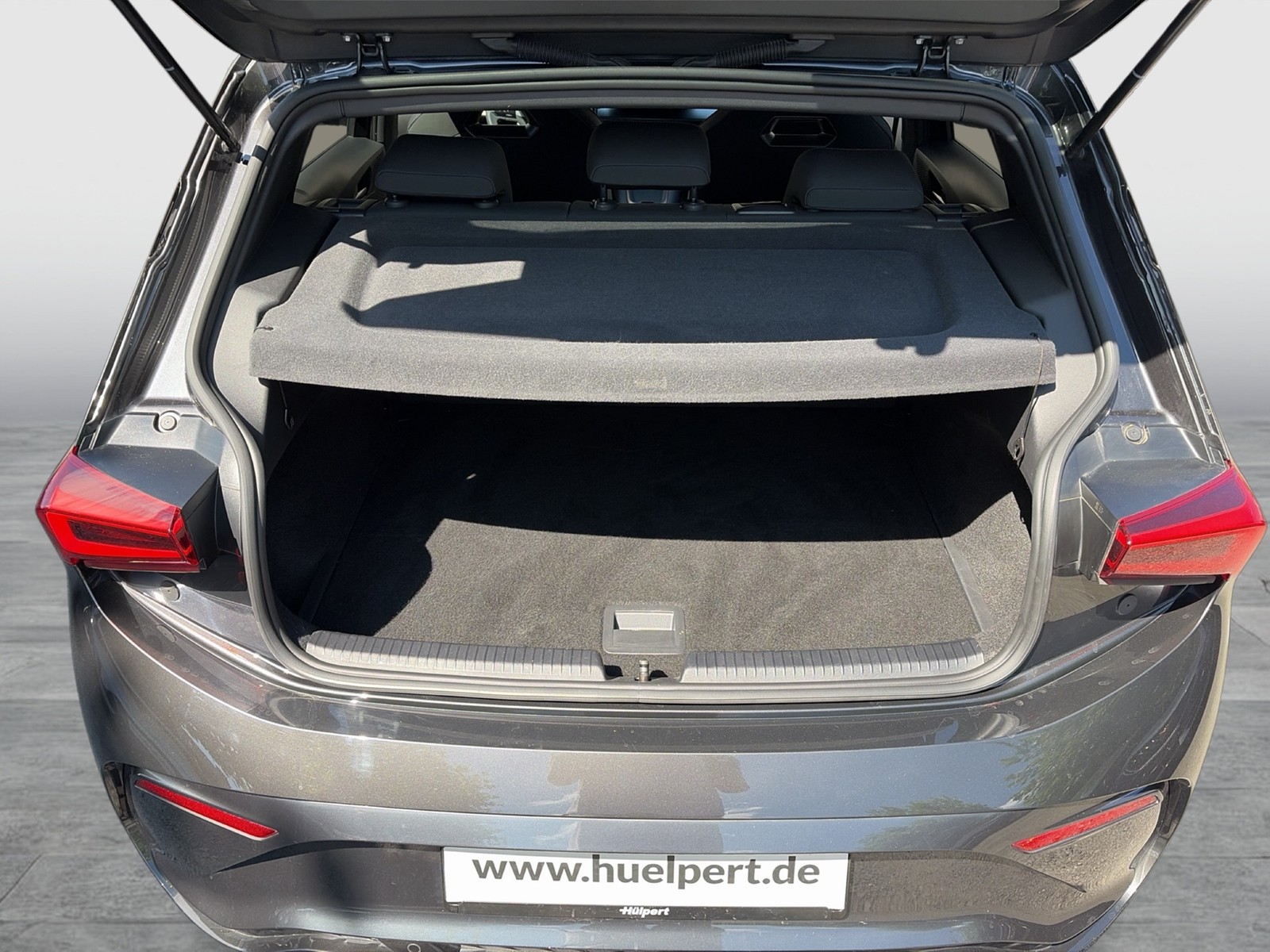 Cupra Born WÄRMEPUMPE CAM ACC LM19 NAVI SITZHEIZUNG