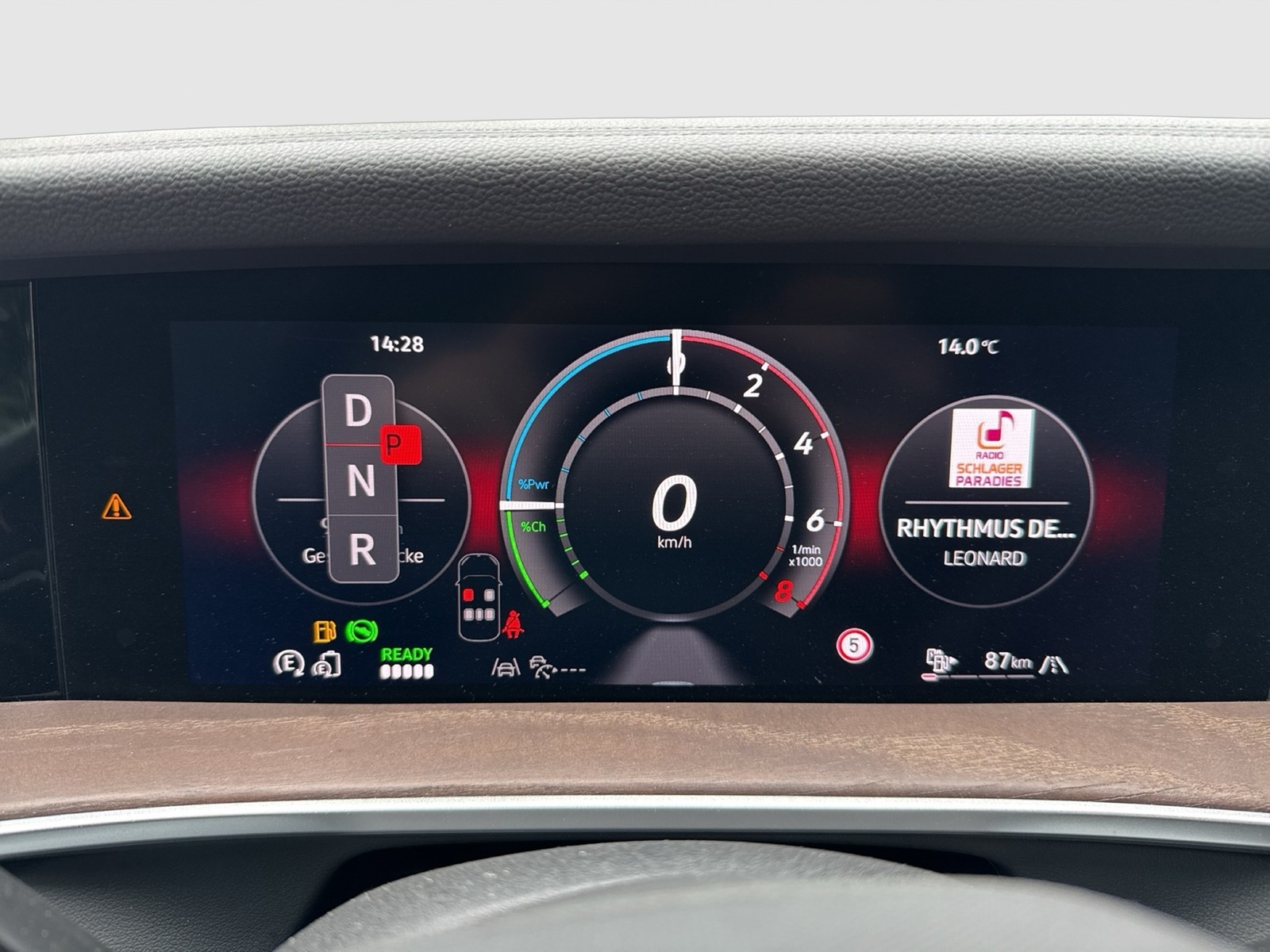 Volkswagen Tayron 1.5 HYBRID ELEGANCE 360°CAM ACC LM18 NAVI