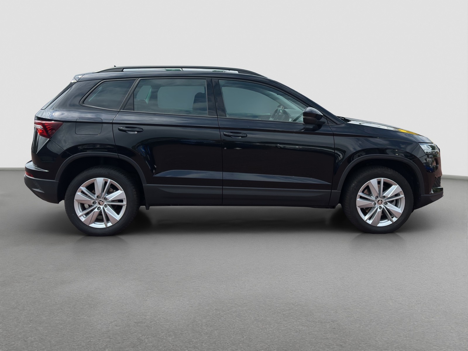 Skoda Karoq 1.5 SELECTION CAM ACC E-KLAPPE NAVI LM17