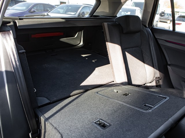Volkswagen Golf Variant VIII 2.0 LIFE AHK ACC NAVI CARPLAY