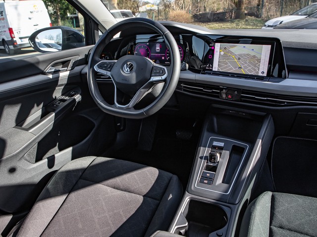 Volkswagen Golf Variant VIII 2.0 LIFE AHK ACC NAVI CARPLAY