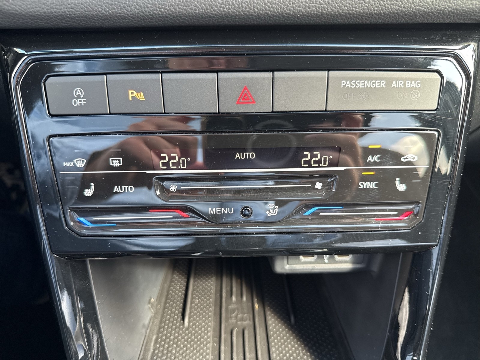 Volkswagen T-Cross 1.0 GOAL ACC LM17 CARPLAY SITZHEIZUNG