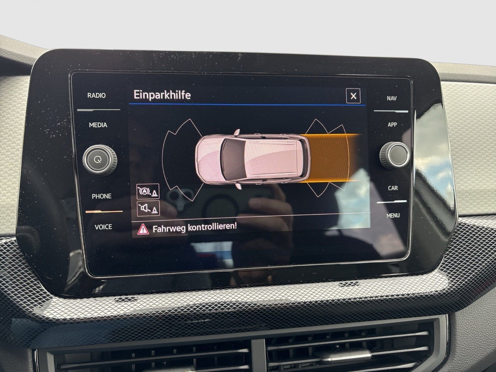 Volkswagen T-Cross 1.0 LIFE ACC NAVI ALU CARPLAY SITZHEIZ.