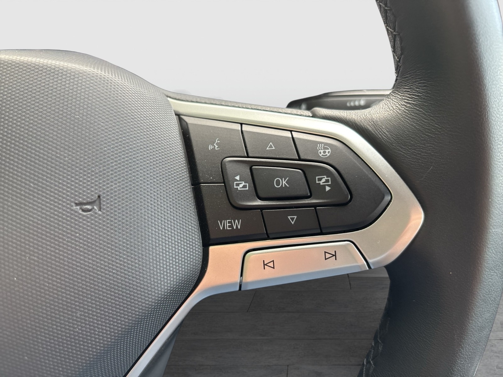 Volkswagen Golf Variant VIII 1.5 LIFE ACC CARPLAY SITZHEIZ.