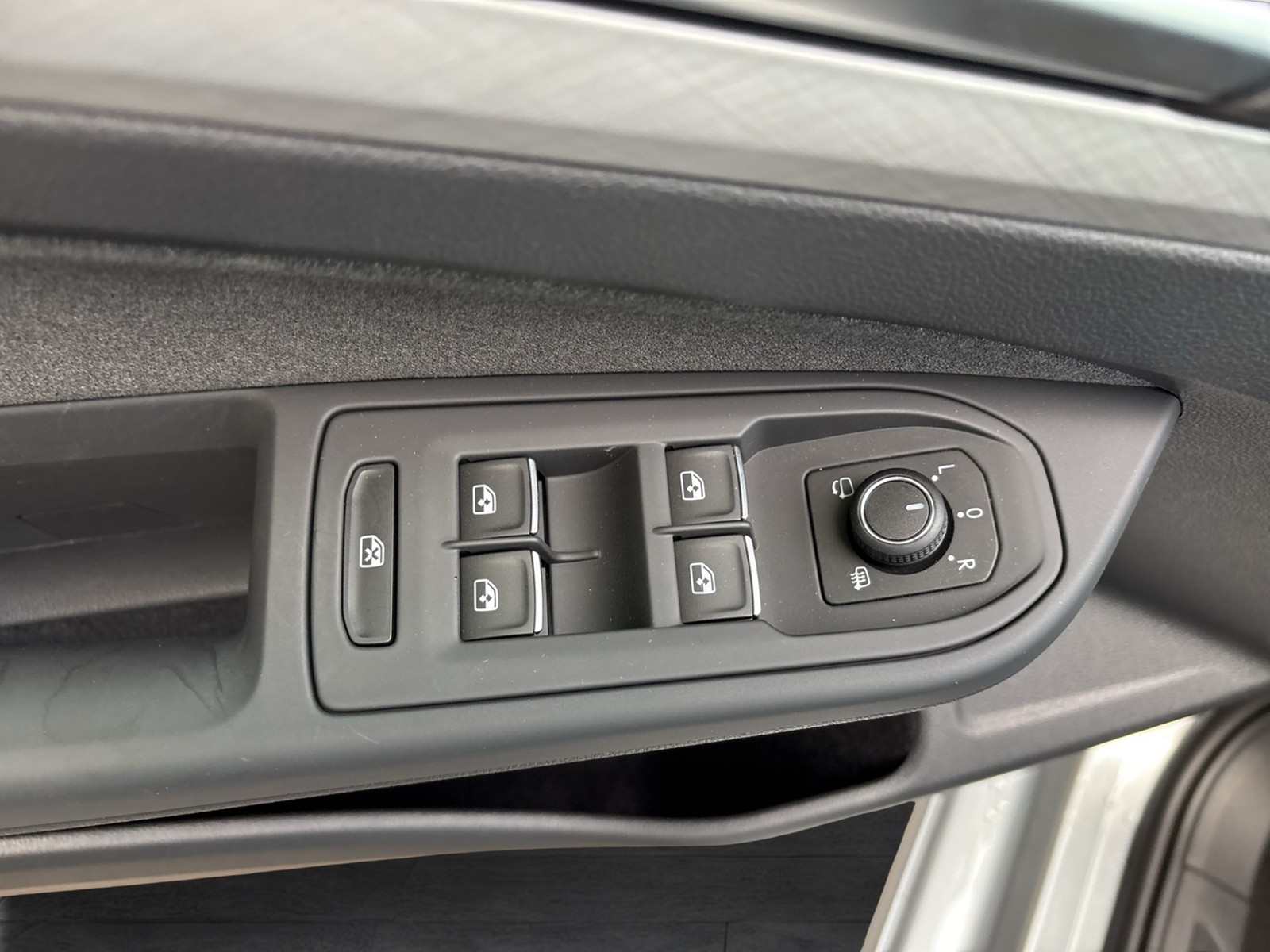 Volkswagen Golf Variant VIII 1.5 LIFE ACC CARPLAY SITZHEIZ.