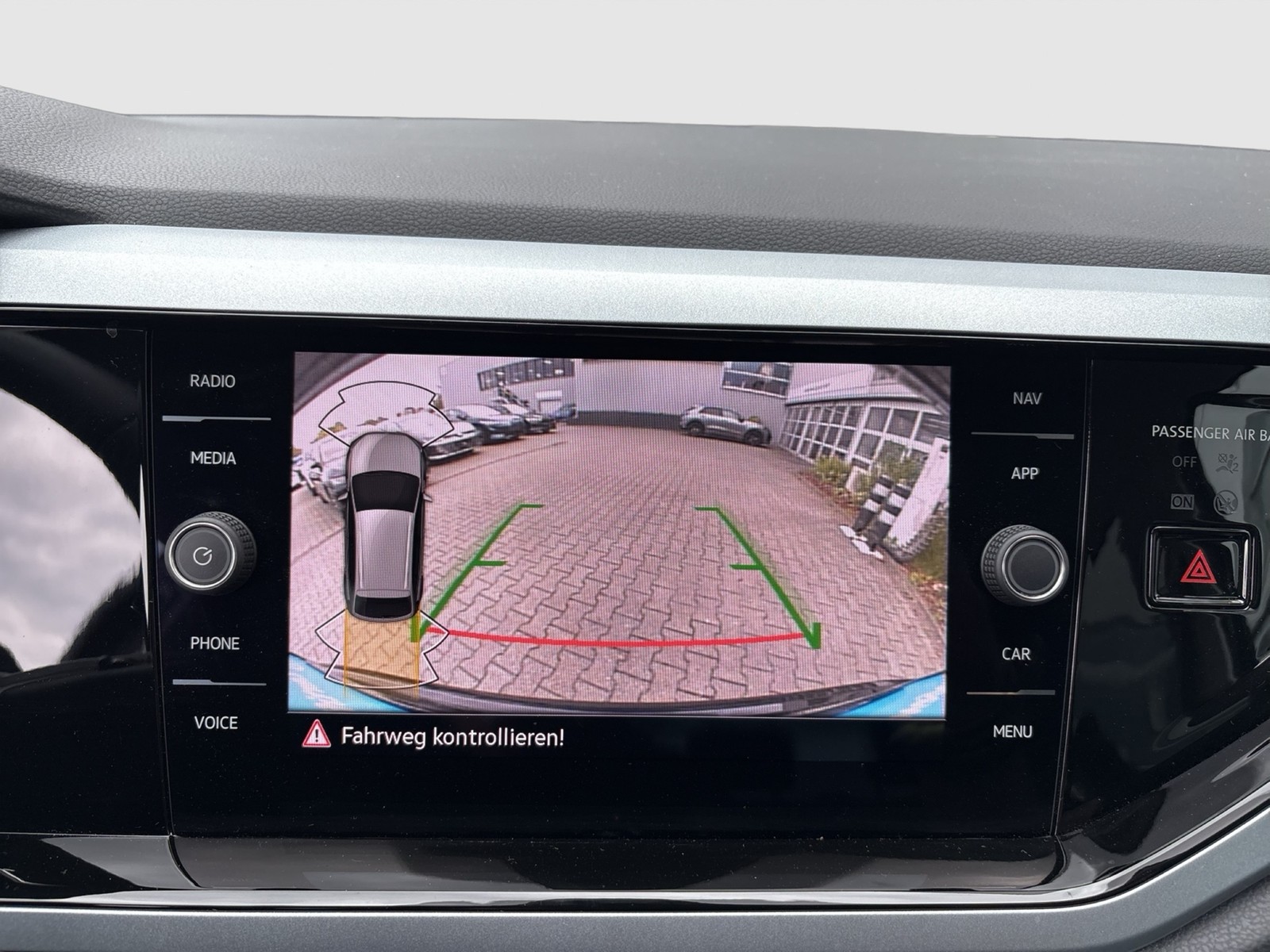 Volkswagen Taigo 1.0 GOAL CAM ACC LM17 NAVI CARPLAY SITZHZ.