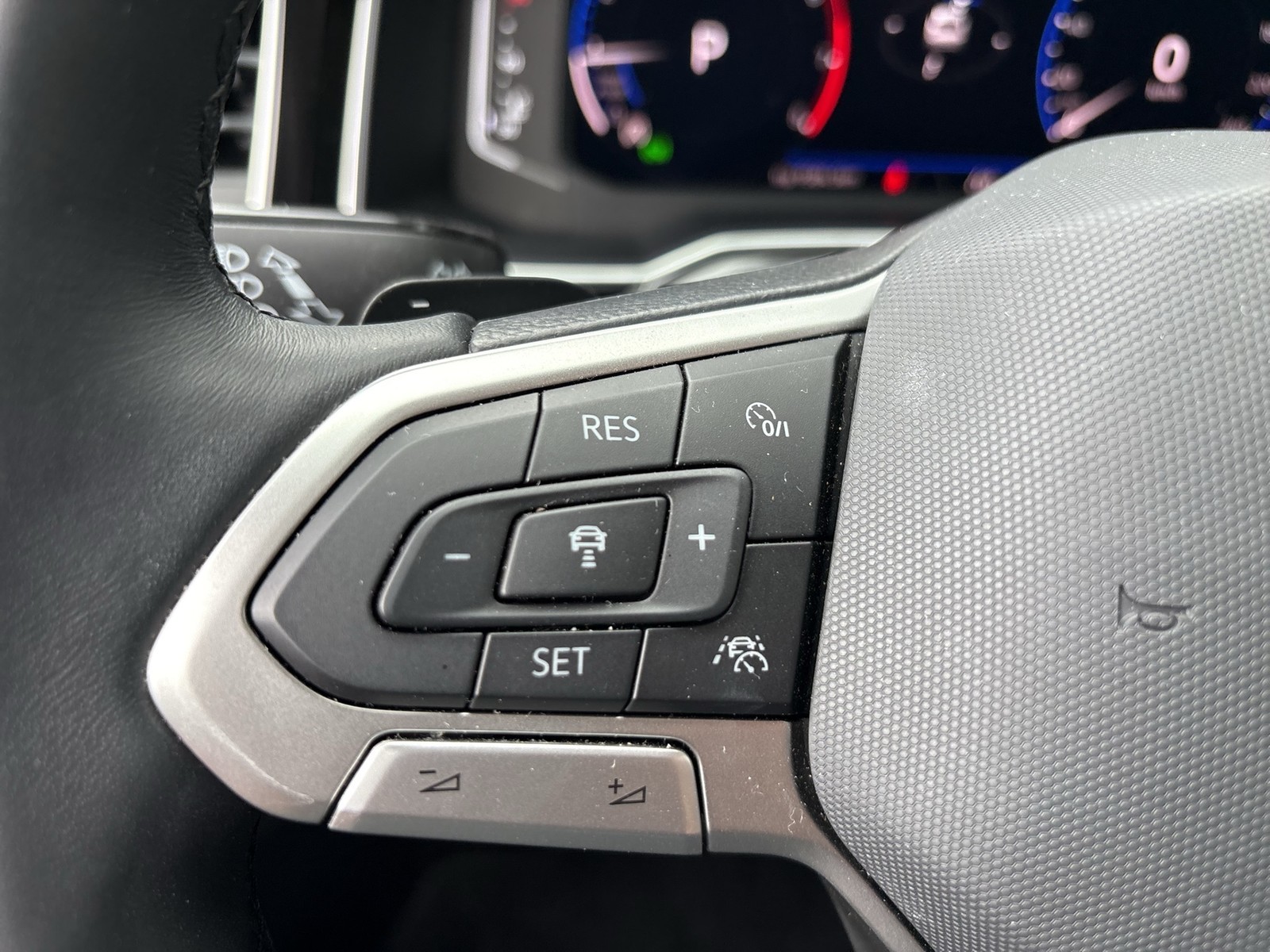 Volkswagen Taigo 1.0 GOAL CAM ACC LM17 NAVI CARPLAY SITZHZ.