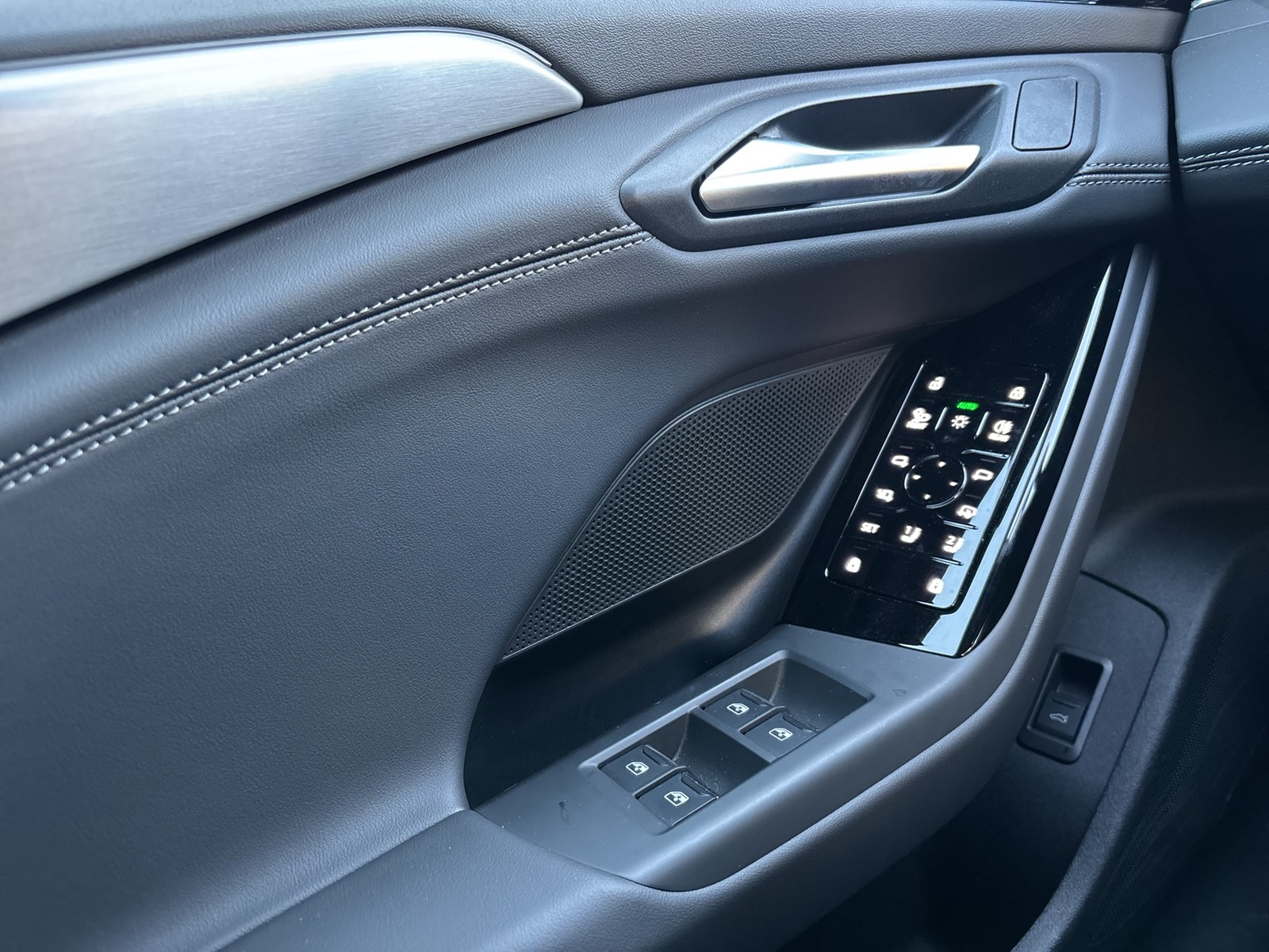 Audi A6 e-tron Sportback performance S LINE AHK 21"