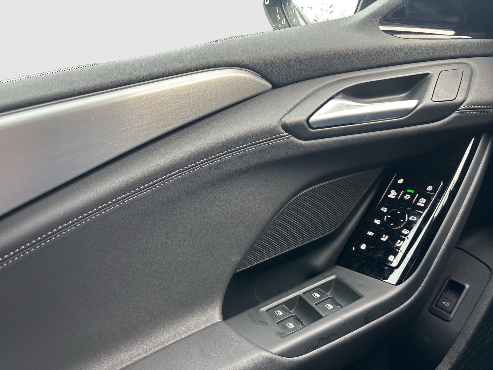 Audi A6 e-tron Sportback performance S LINE AHK 21"