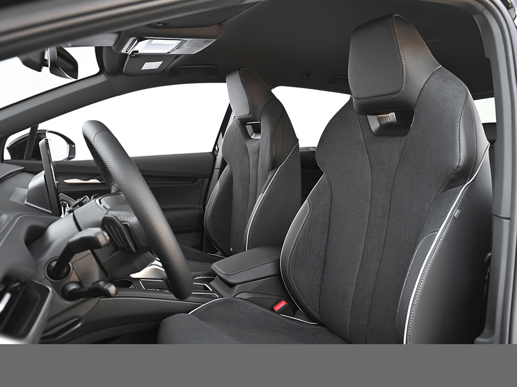 Skoda Elroq 85 SPORTLINE AHK 360CAM LM20 E-KLAPPE NAVI