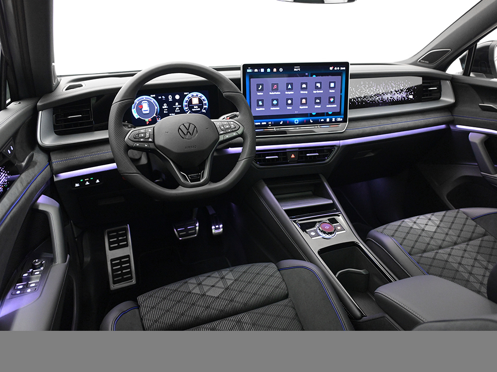 Volkswagen Tayron 2.0 TDI 4MOTION R-LINE DSG BLACKSTYLE AHK PANO LM20