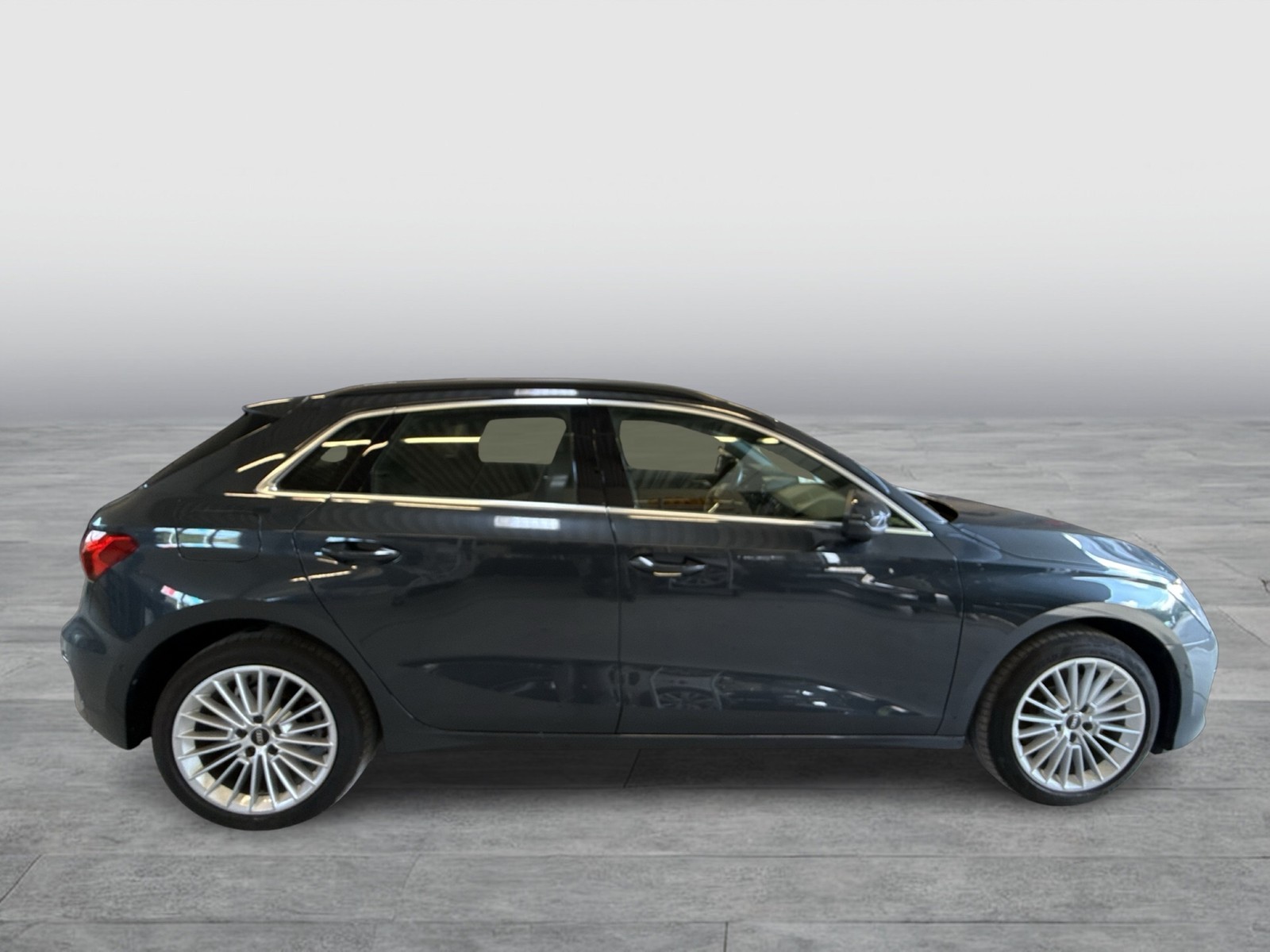 Audi A3 Sportback 40 HYBRID advanced AHK CAM ACC NAVI+