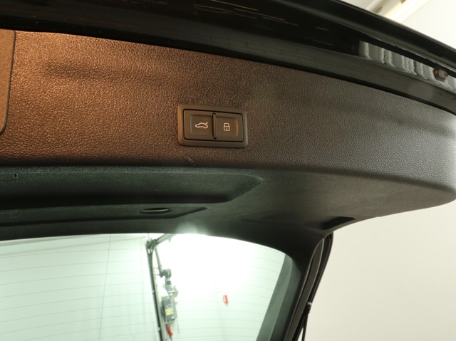 Audi A6 Avant 45 quattro S LINE ACC LM19 HEADUP NAVI+
