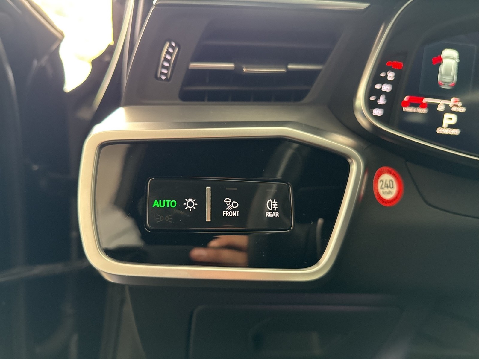 Audi A6 Avant 45 quattro S LINE ACC LM19 HEADUP NAVI+