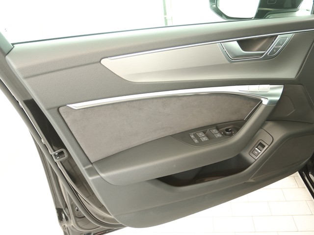 Audi A6 Avant 45 quattro S LINE ACC LM19 HEADUP NAVI+