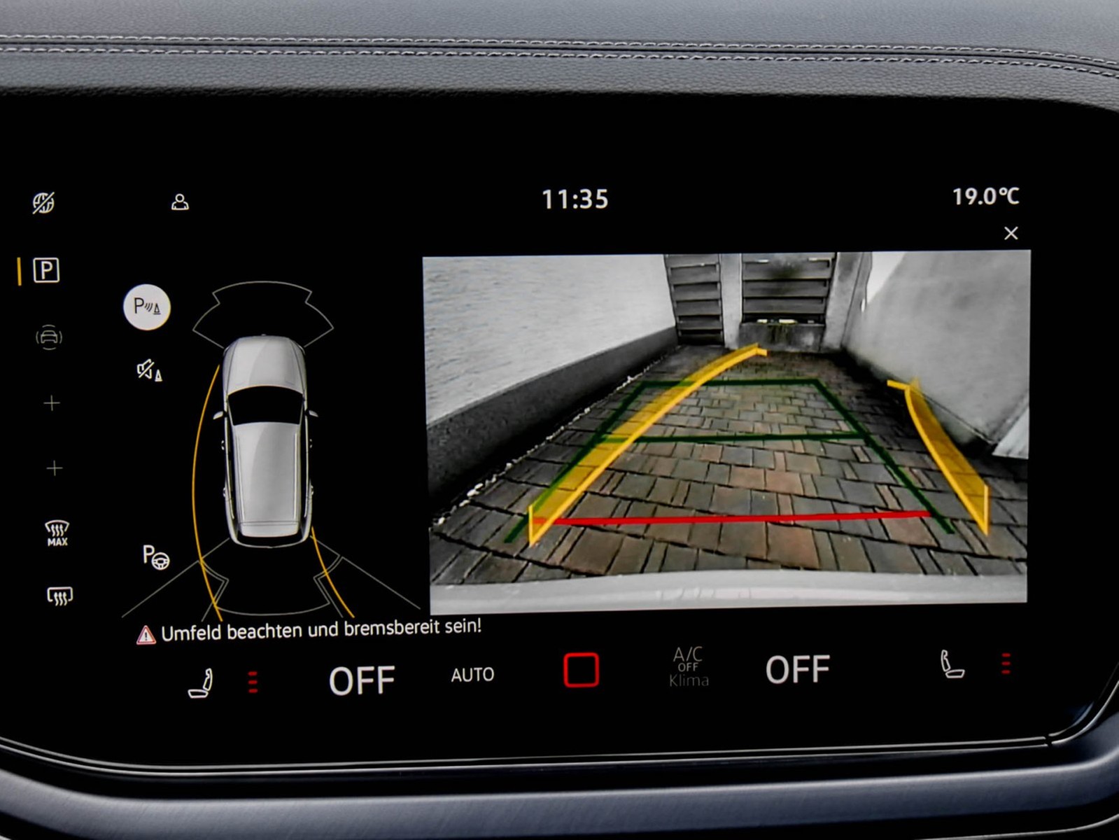 Volkswagen Touareg V6 R-LINE NEUES MODELL AHK CAM ACC LM19