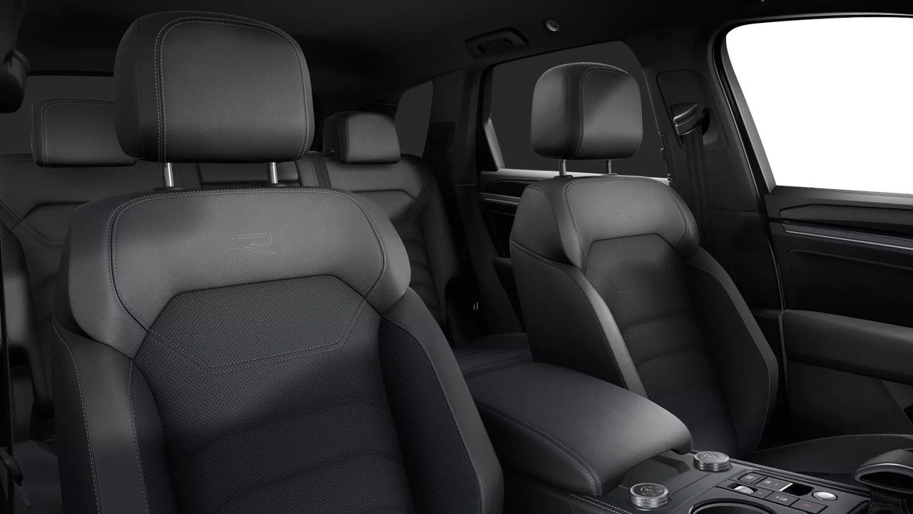 Volkswagen Touareg V6 R-LINE NEUES MODELL AHK CAM HEAD-UP